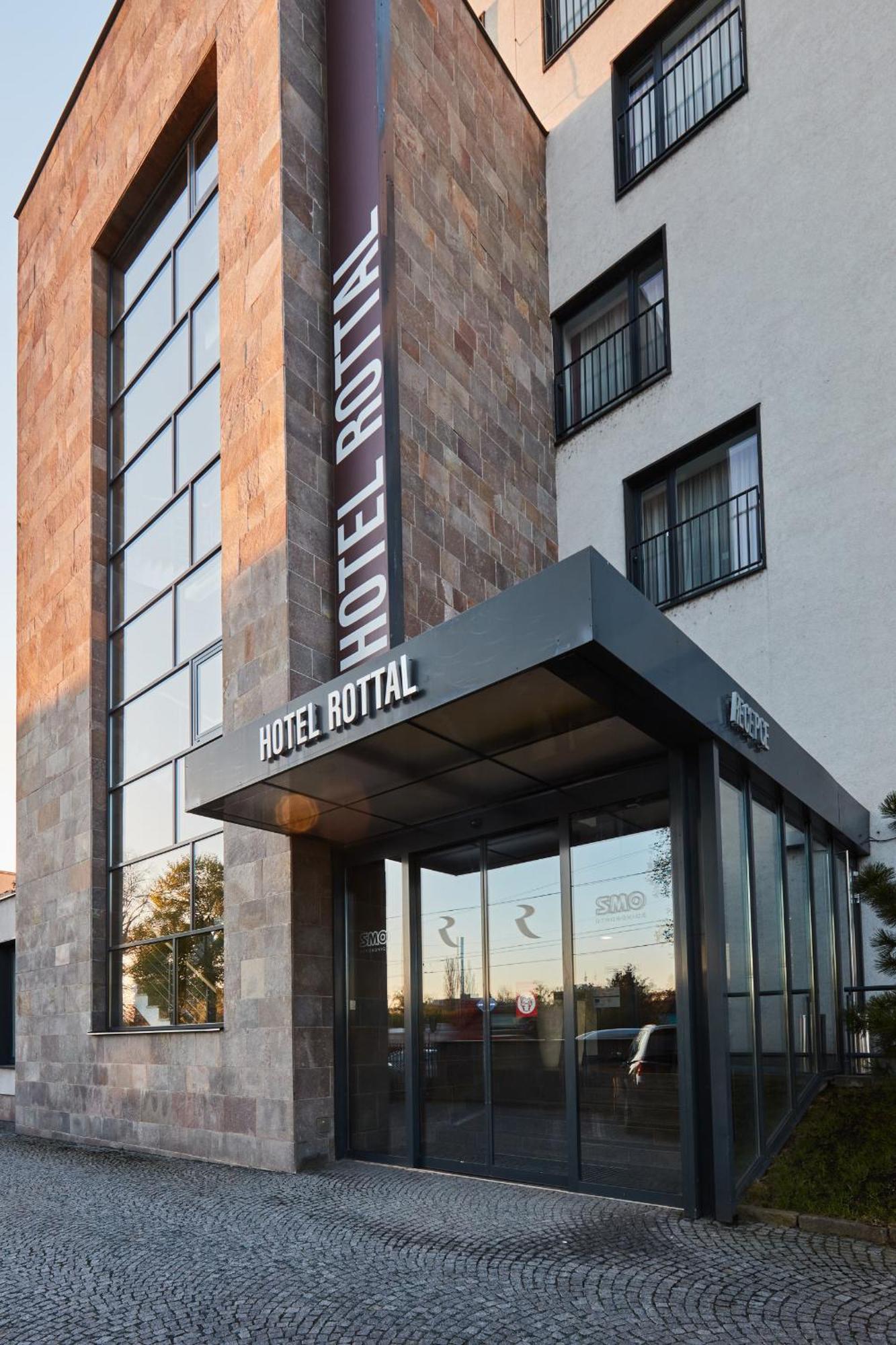 Hotel Rottal Otrokovice Kültér fotó